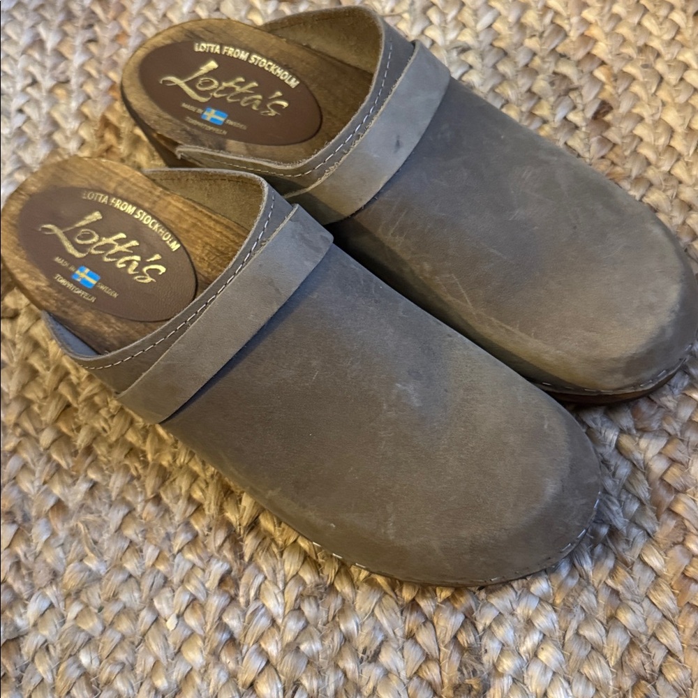 Lotta's From Stockholm 42 Wooden Taupe Nubuck Classic Leather Clogs - Picture 2 of 11